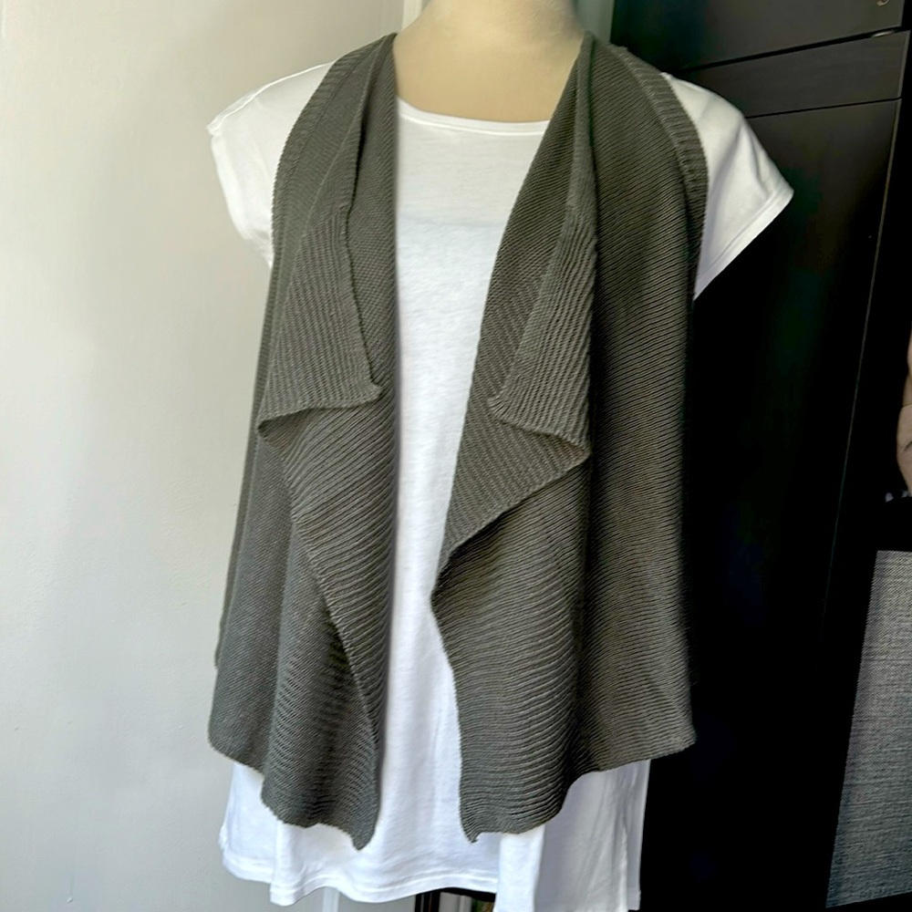 J. Jill Linen blend Knit Vest